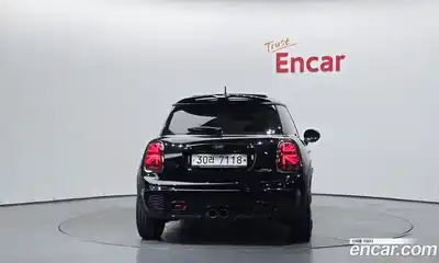 Mini Cooper 2019 2.0 Автомат в Москве № 183491, миниатюра 5