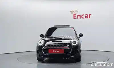 Mini Cooper 2019 2.0 Автомат в Москве № 183491, миниатюра 9