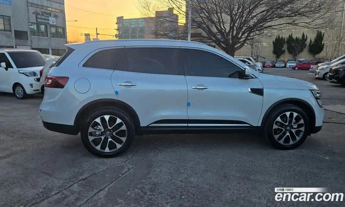 Renault QM6 2017 2.0 Автомат в Москве № 183925, фото 7