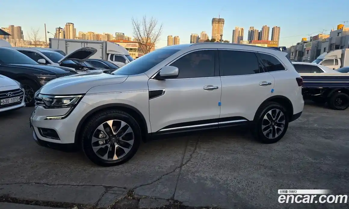 Renault QM6 2017 2.0 Автомат в Москве № 183925, фото 8