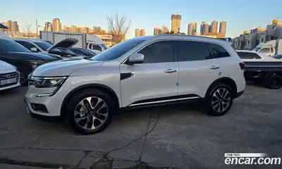 Renault QM6 2017 2.0 Автомат в Москве № 183925, миниатюра 8