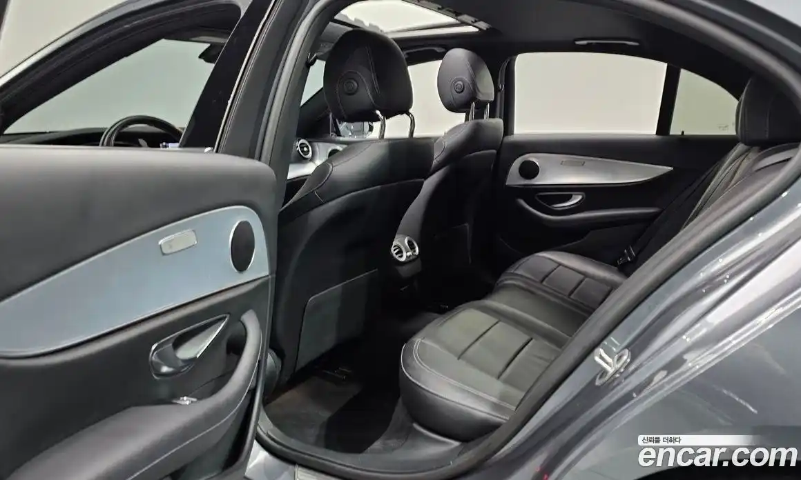 Mercedes-Benz E-Class 2020 2.0 Автомат в Москве № 184361, фото 12