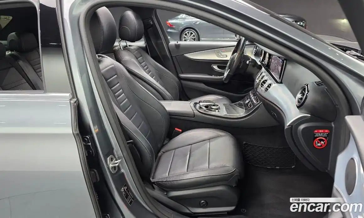 Mercedes-Benz E-Class 2020 2.0 Автомат в Москве № 184361, фото 13