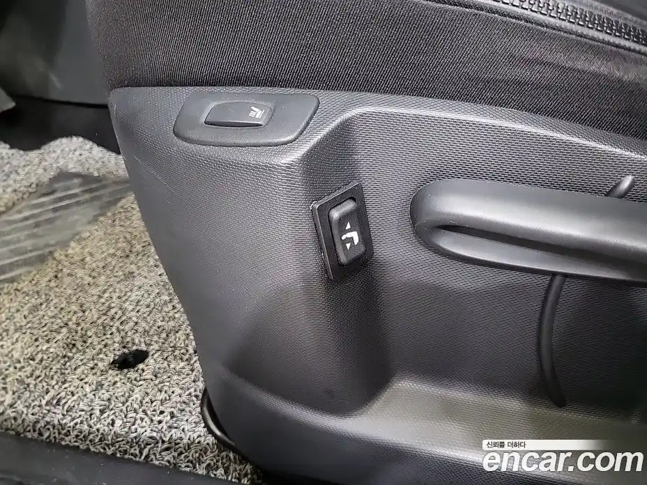 Renault QM3 2015 1.5 Автомат в Москве № 186054, фото 13