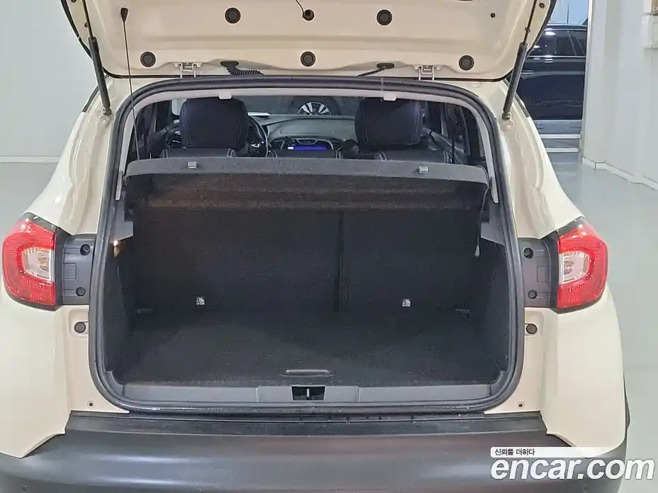 Renault QM3 2015 1.5 Автомат в Москве № 186054, фото 5