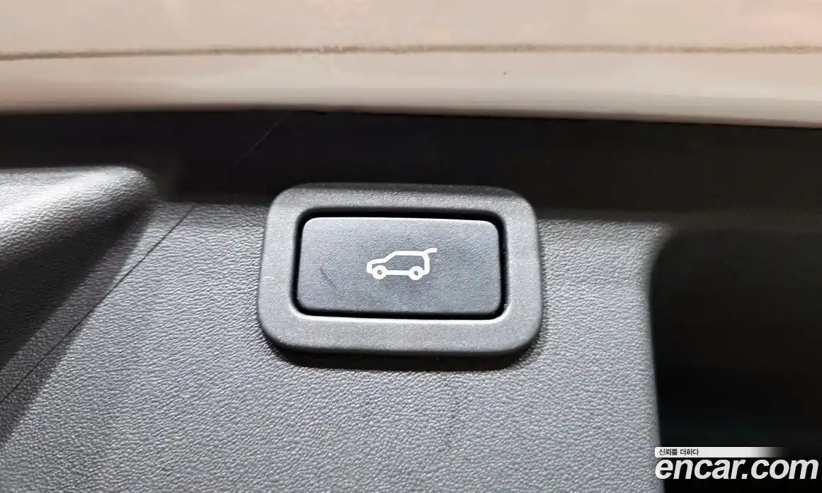 Land Rover Discovery Sport 2018 2.0 Автомат в Москве № 187996, фото 13