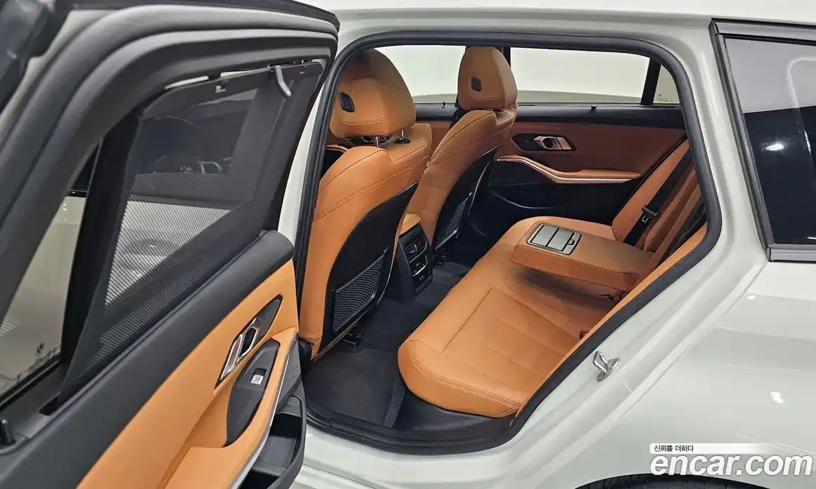 BMW 3-Series 2023 2.0 Автомат в Москве № 189322, фото 15