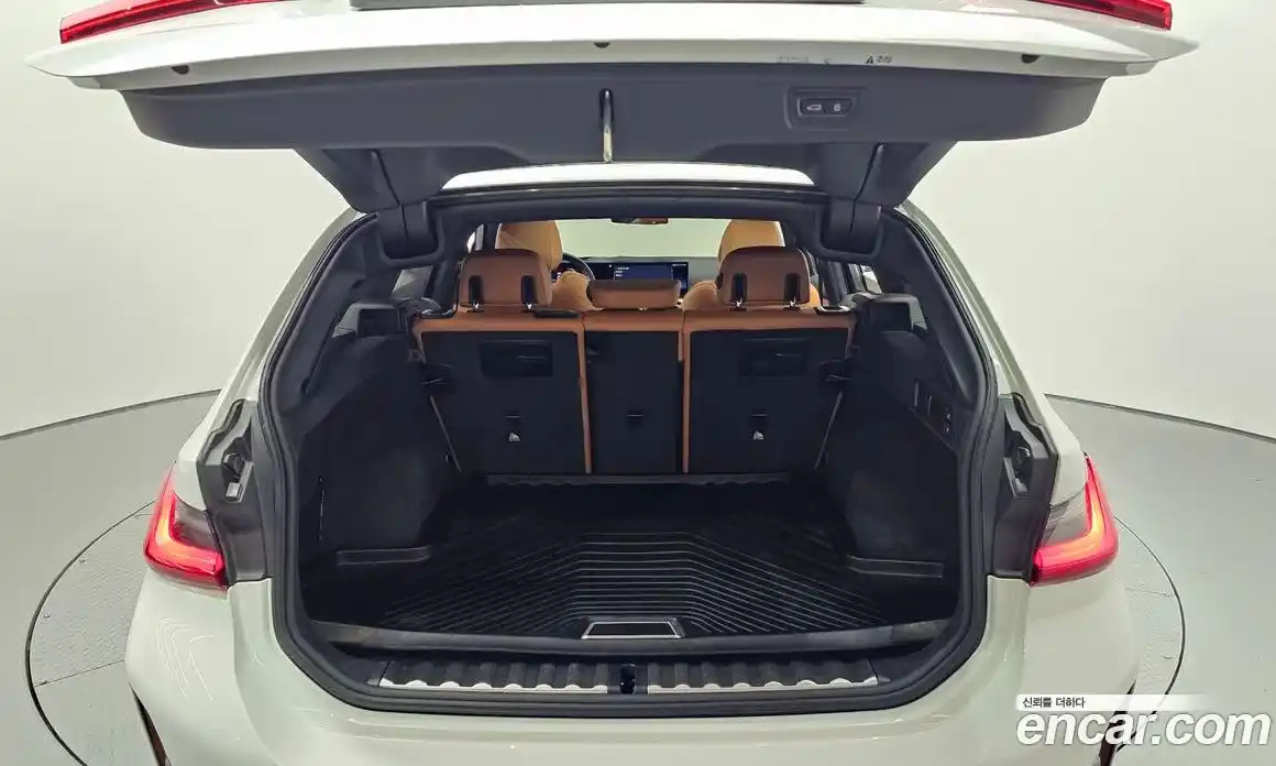 BMW 3-Series 2023 2.0 Автомат в Москве № 189322, фото 3