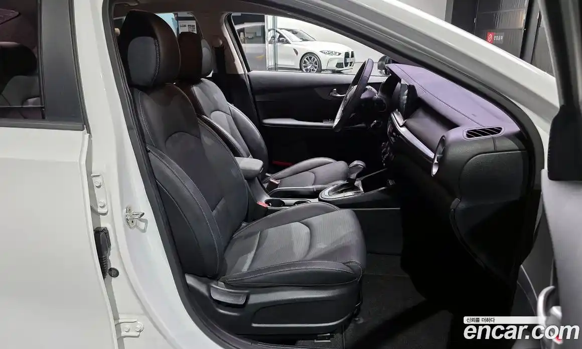 Kia K3 2019 1.6 Автомат в Москве № 189583, фото 14