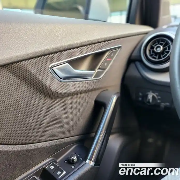 Audi Q2 2023 2.0 Автомат в Москве № 189833, фото 12