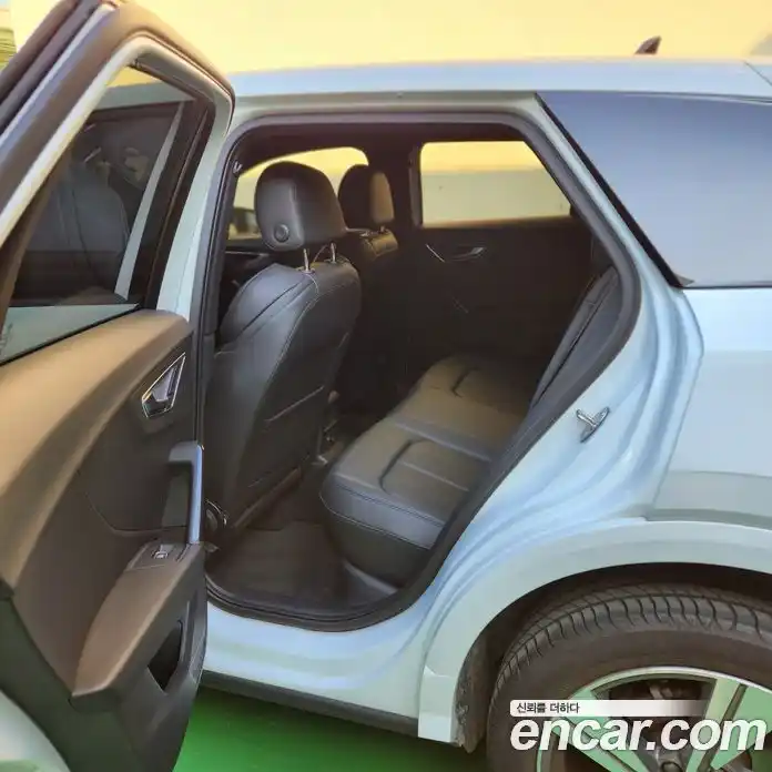 Audi Q2 2023 2.0 Автомат в Москве № 189833, фото 10