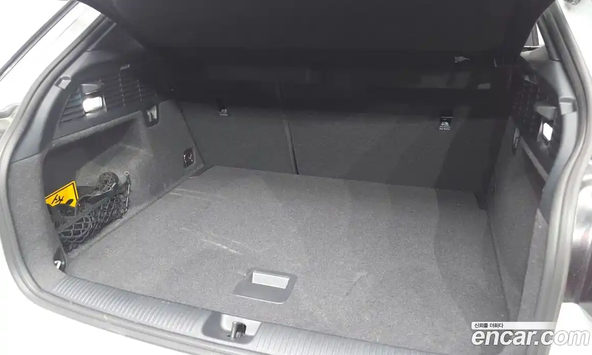 Audi Q2 2023 2.0 Автомат в Москве № 191123, фото 13