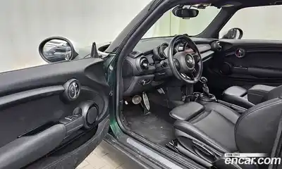 Mini Cooper 2014 1.5 Автомат в Москве № 191161, миниатюра 11