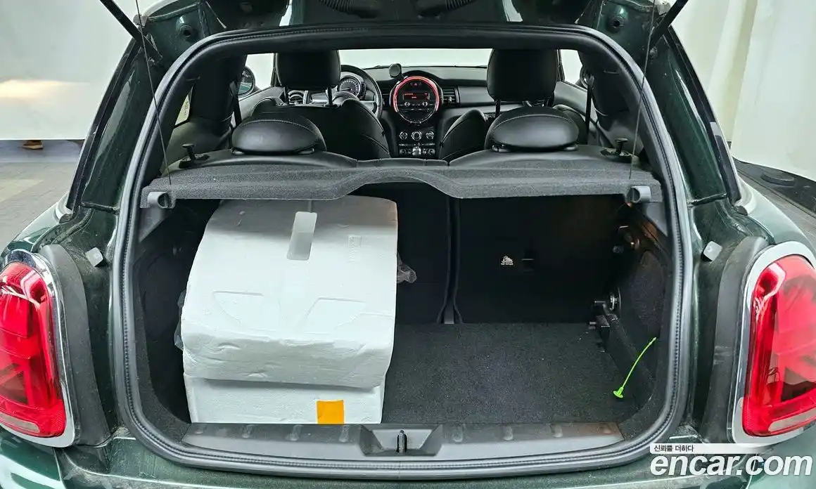 Mini Cooper 2014 1.5 Автомат в Москве № 191161, фото 15