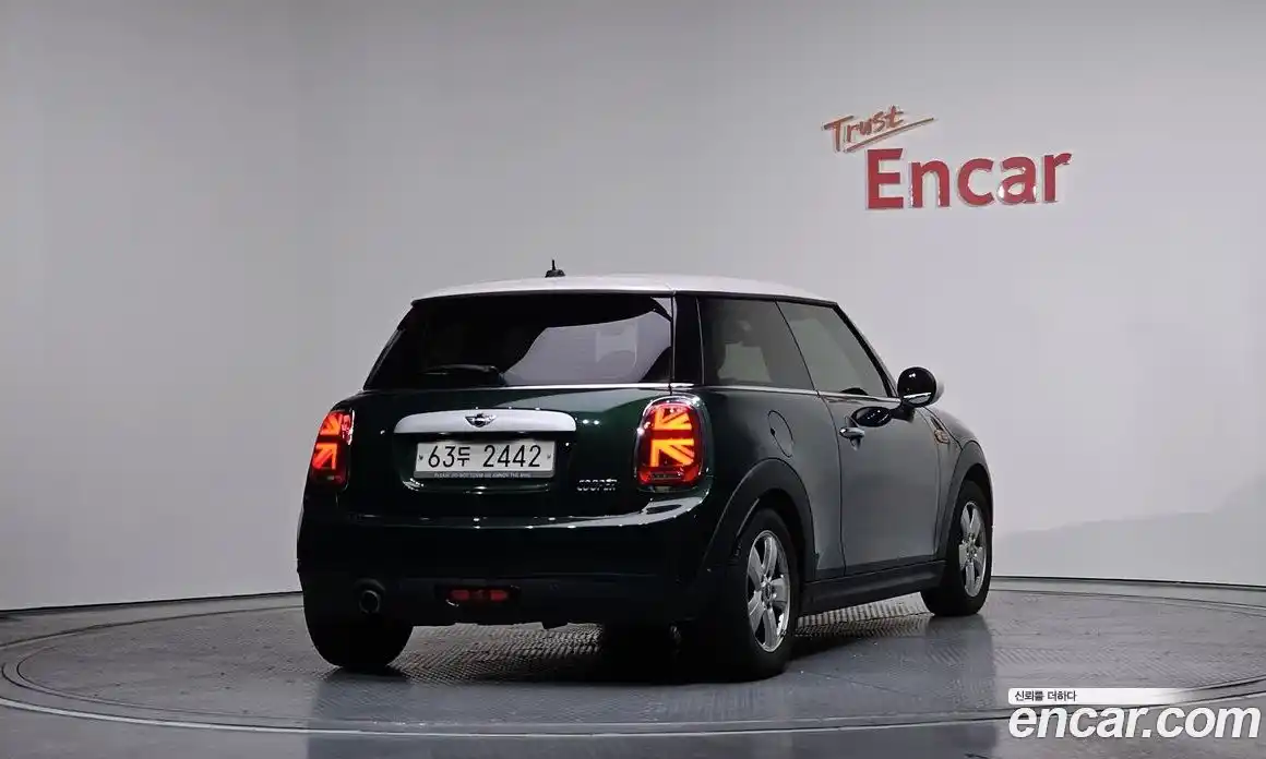 Mini Cooper 2014 1.5 Автомат в Москве № 191161, фото 17