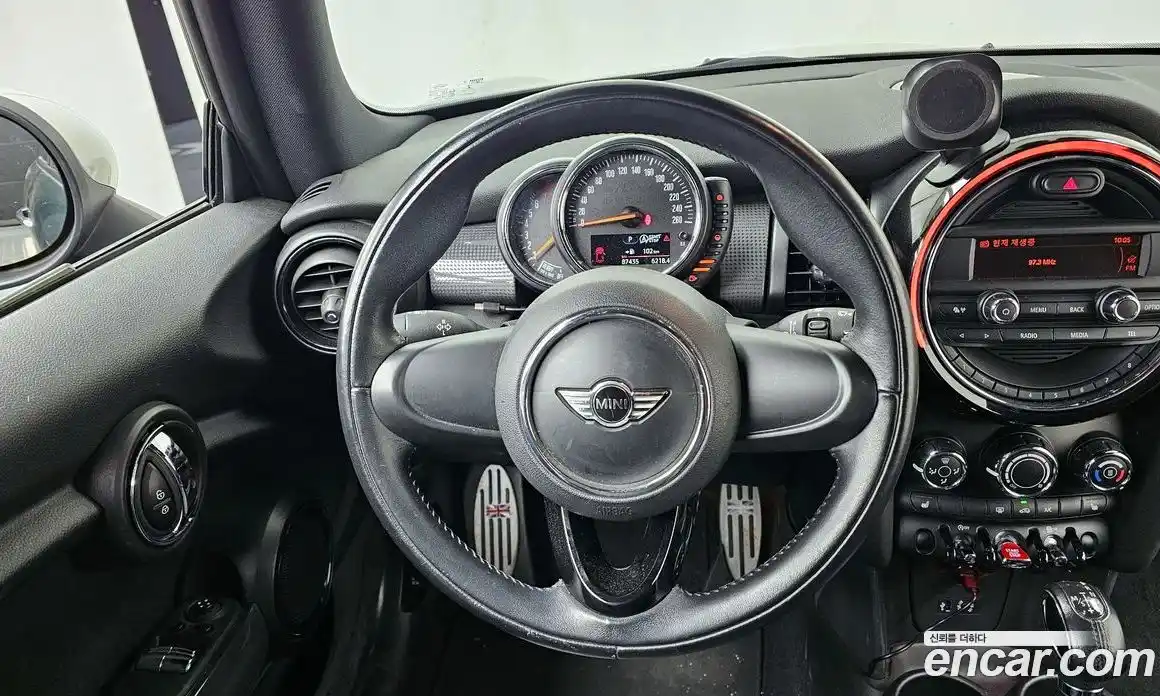 Mini Cooper 2014 1.5 Автомат в Москве № 191161, фото 4