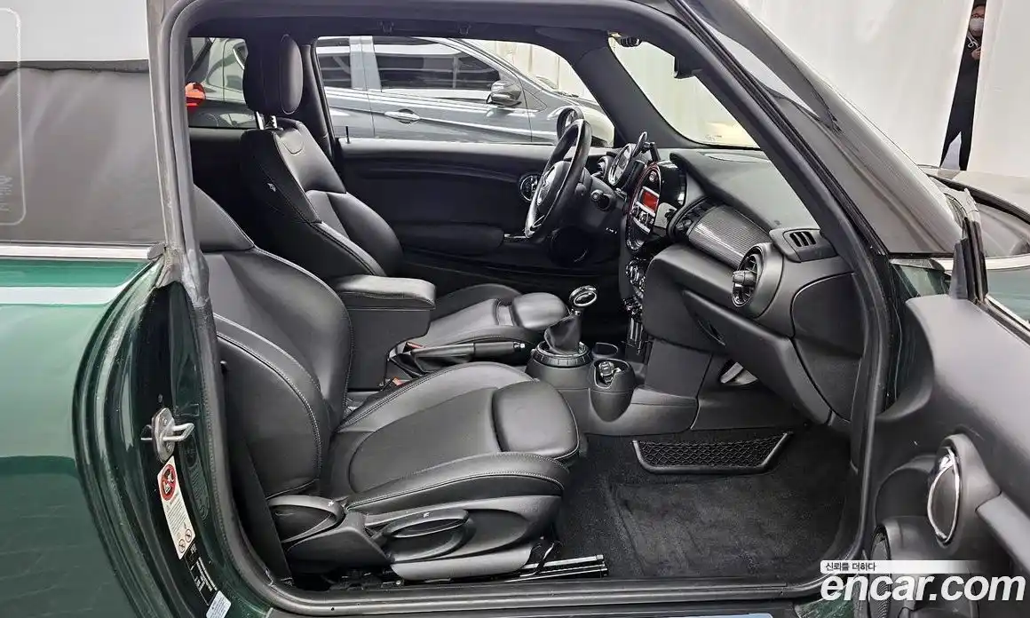 Mini Cooper 2014 1.5 Автомат в Москве № 191161, фото 6