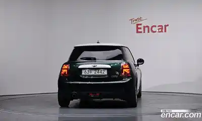 Mini Cooper 2014 1.5 Автомат в Москве № 191161, миниатюра 9