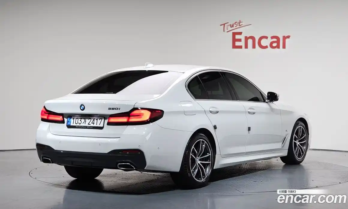 BMW 5-Series 2023 2.0 Автомат в Москве № 192309, фото 3