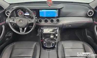 Mercedes-Benz E-Class 2017 1.9 Автомат в Москве № 194666, миниатюра 4