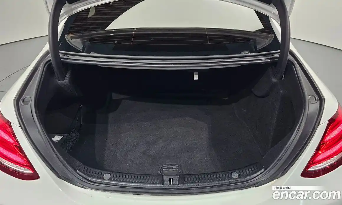 Mercedes-Benz E-Class 2017 1.9 Автомат в Москве № 194666, фото 7