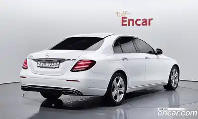Mercedes-Benz E-Class 2017 1.9 Автомат в Москве № 194666, миниатюра 9