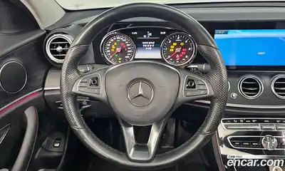 Mercedes-Benz E-Class 2017 1.9 Автомат в Москве № 194666, миниатюра 10