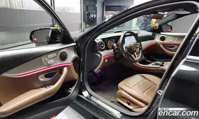 Mercedes-Benz E-Class 2020 2.0 Автомат в Москве № 194892, миниатюра 5