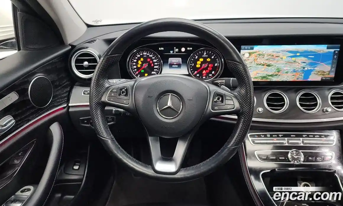 Mercedes-Benz E-Class 2017 1.9 Автомат в Москве № 195539, фото 13