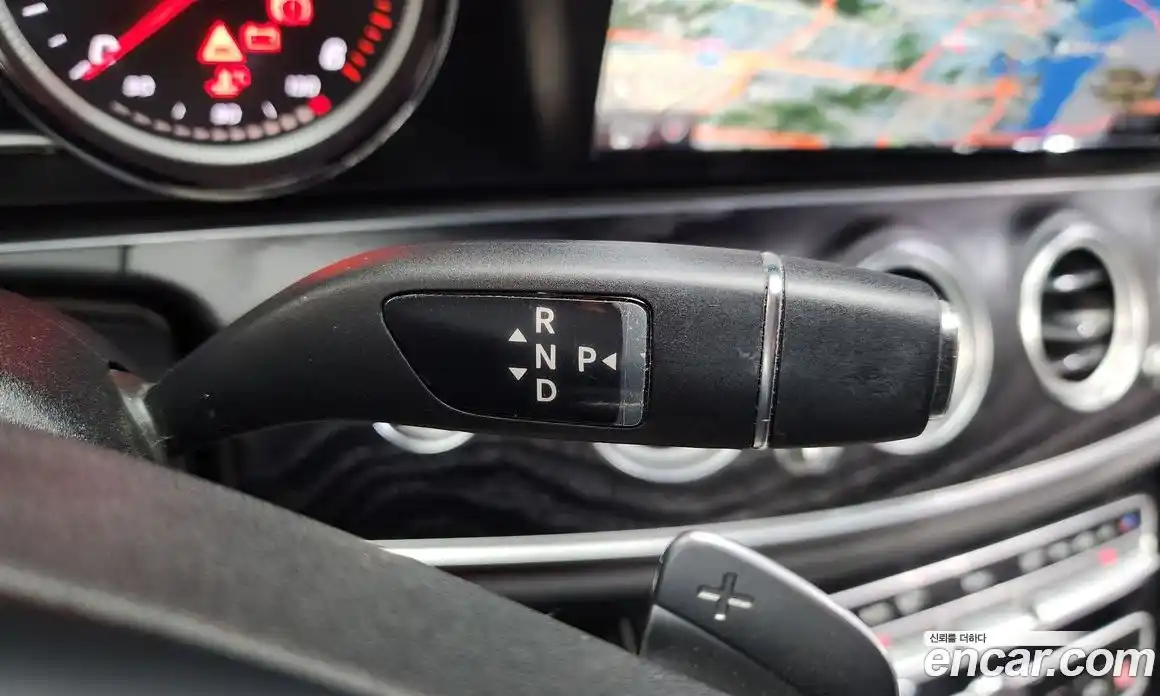 Mercedes-Benz E-Class 2017 1.9 Автомат в Москве № 195539, фото 16