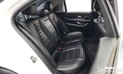 Mercedes-Benz E-Class 2017 1.9 Автомат в Москве № 195539, миниатюра 2