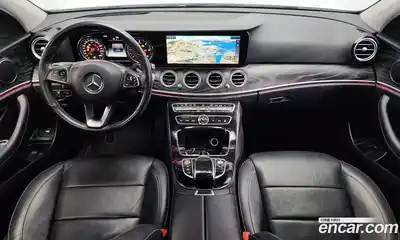 Mercedes-Benz E-Class 2017 1.9 Автомат в Москве № 195539, миниатюра 4