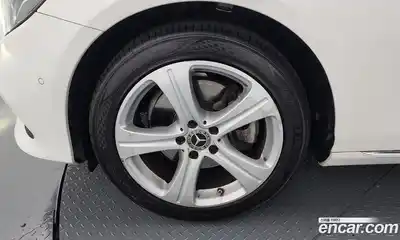 Mercedes-Benz E-Class 2017 1.9 Автомат в Москве № 195539, миниатюра 5