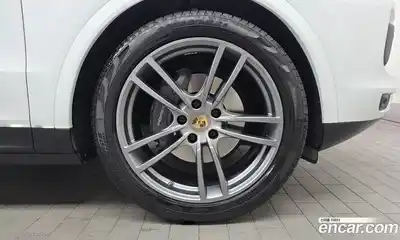 Porsche Cayenne 2021 3.0 Автомат в Москве № 197212, миниатюра 5