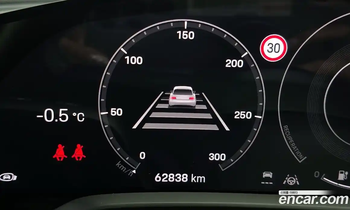 Porsche Taycan 2020 0.1 Автомат в Москве № 197502, фото 8