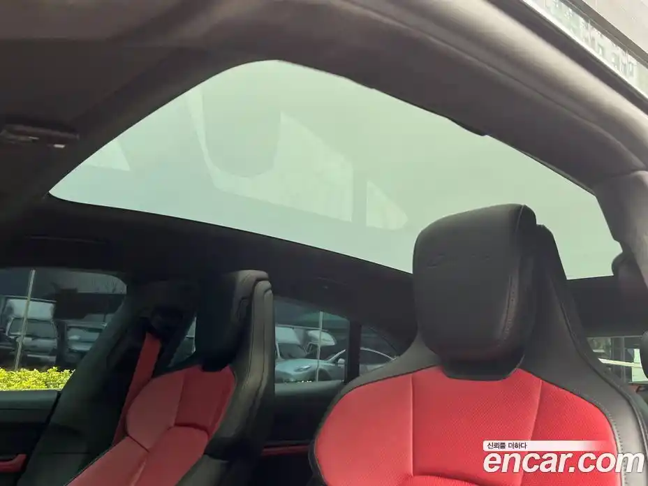 Porsche Taycan 2025 Автомат в Москве № 197802, фото 14