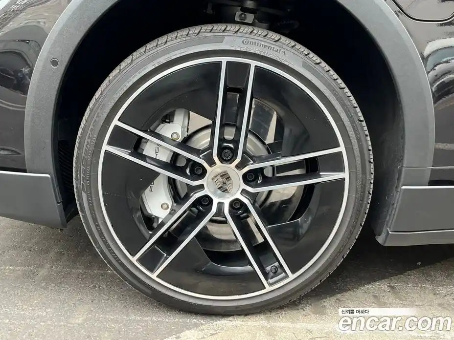 Porsche Taycan 2025 Автомат в Москве № 197802, фото 17