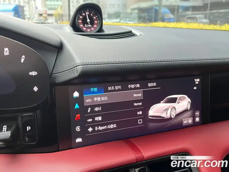 Porsche Taycan 2025 Автомат в Москве № 197802, фото 10