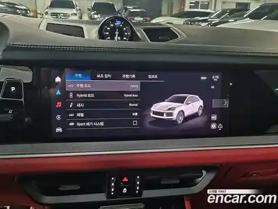 Porsche Cayenne 2024 3.0 Автомат в Москве № 197849, миниатюра 11