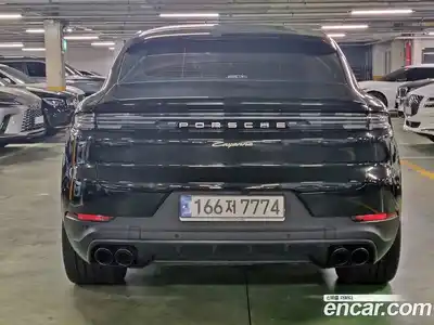 Porsche Cayenne 2024 3.0 Автомат в Москве № 197849, миниатюра 4