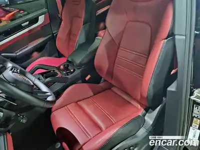 Porsche Cayenne 2024 3.0 Автомат в Москве № 197849, миниатюра 5