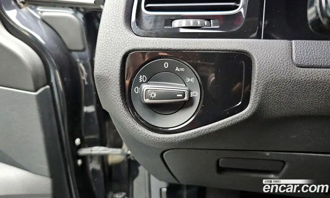 Volkswagen Golf 2015 2.0 Автомат в Москве № 199294, фото 17