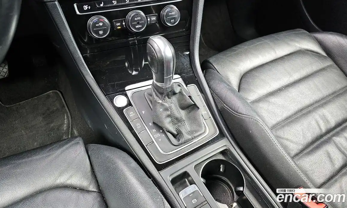 Volkswagen Golf 2015 2.0 Автомат в Москве № 199294, фото 9