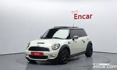 Mini Cooper, 2010