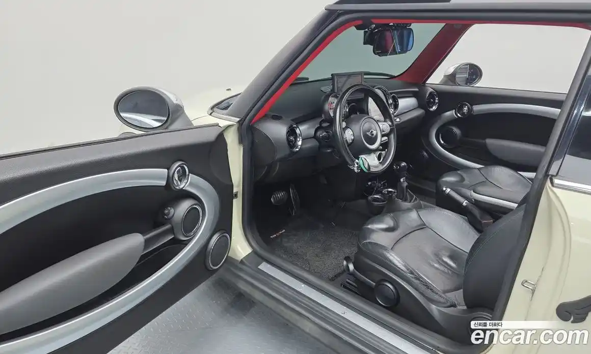 Mini Cooper 2010 1.6 Автомат в Москве № 200022, фото 15