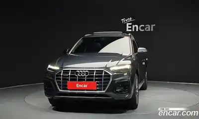 Audi Q5 2022 2.0 Автомат в Москве № 201654, миниатюра 3