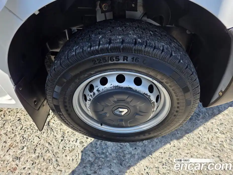 Renault Master 2019 2.3 Механическая в Москве № 205165, фото 16