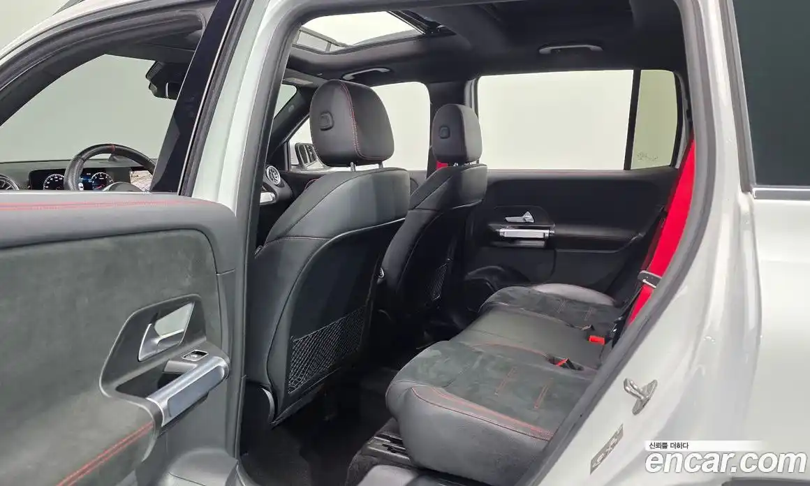 Mercedes-Benz GLB-Class 2023 2.0 Автомат в Москве № 205600, фото 12