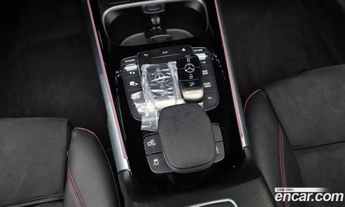 Mercedes-Benz GLB-Class 2023 2.0 Автомат в Москве № 205600, фото 20