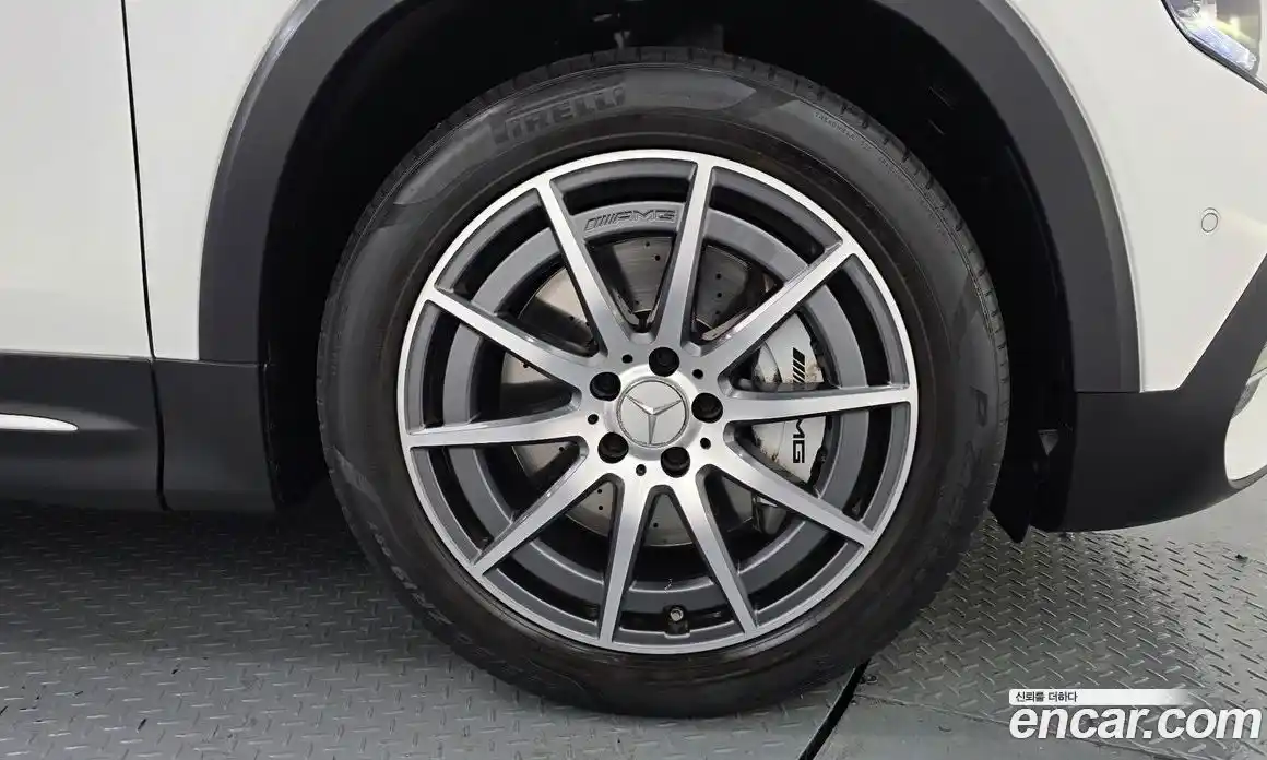 Mercedes-Benz GLB-Class 2023 2.0 Автомат в Москве № 205600, фото 5